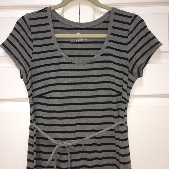 Two Hearts Maternity Short Sleeve Maxi Dress - Picture 3 of 4